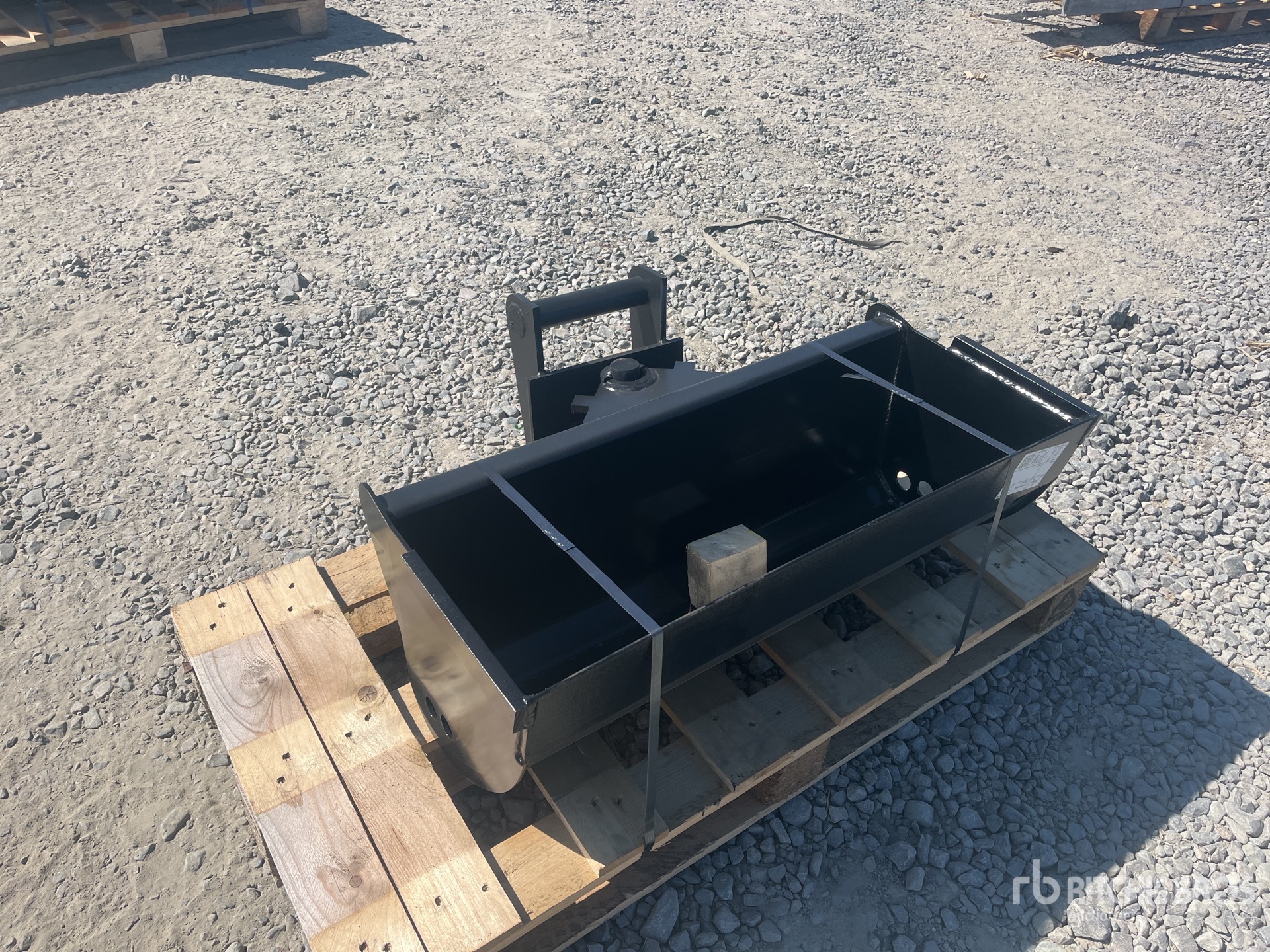 830 mm Hydraulic Tilting Excavator Bucket