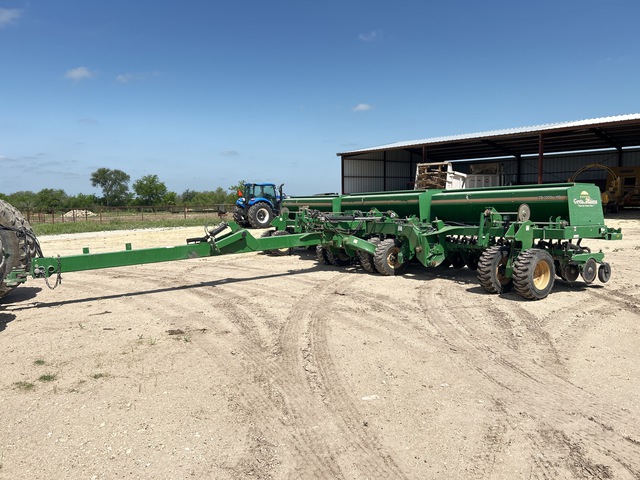 2015 Great Plains 3S-3000HD-4875 30 ft Semi-Mount Seed Drill 2015 Great Plains 3S-3000HD-4875 30 ft Semi-Mount Seed Drill