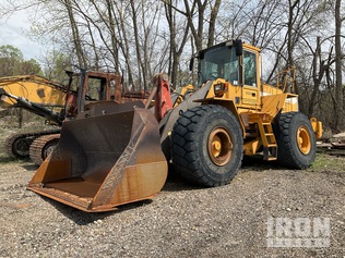 1995 Volvo BM L150C Wheel Loader in West Des Moines, Iowa, United ...
