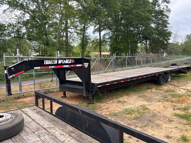 2023 Trailer World GL832MST T/A Equipment Trailer