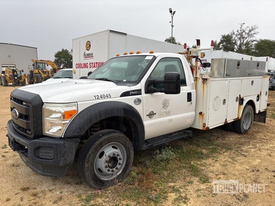 2016 Ford F450 XL 4x2 Utility Truck