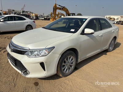 2017 Toyota Camry LE Automobile