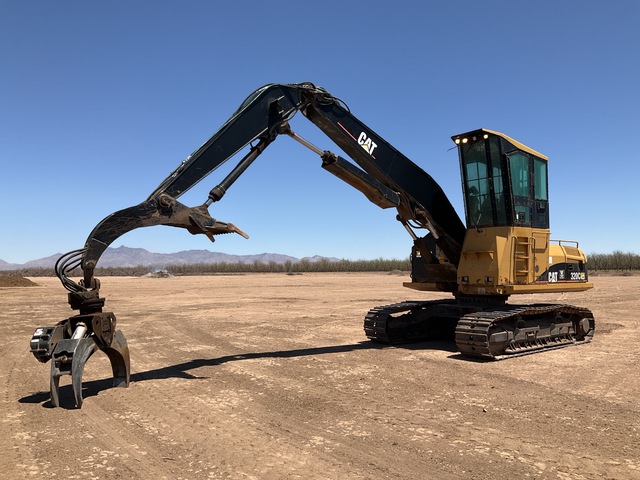 2006 Cat 320C Log Loader