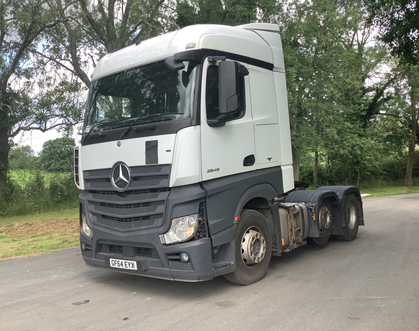 2014 Mercedes-Benz Actros 2545LS 6x2 Tractor Unit