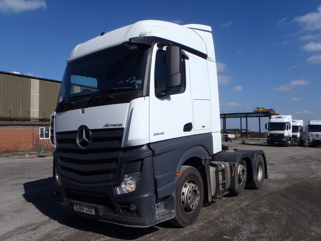 2014 Mercedes-Benz Actros 2545LS 6x2 Tractor Unit