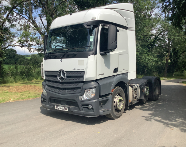 2014 Mercedes-Benz Actros 2543LS 6x2 Tractor Unit