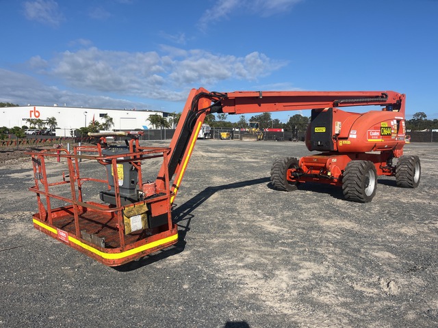2007 JLG 800 AJ 4WD Articulating Boom Lift 2007 JLG 800 AJ 4WD Articulating Boom Lift