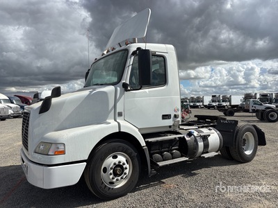 2017 Volvo VNM42 4x2 2-Achs Sattelzugmaschine