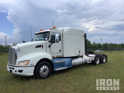 2015 Kenworth T660 6x4 T/A Sleeper Truck Tractor