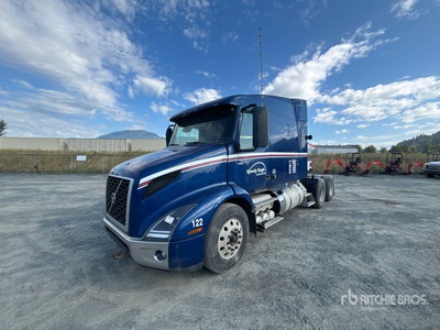 2022 Volvo VNR 6x4 Cabeza Tractora Cabina Dormitorio