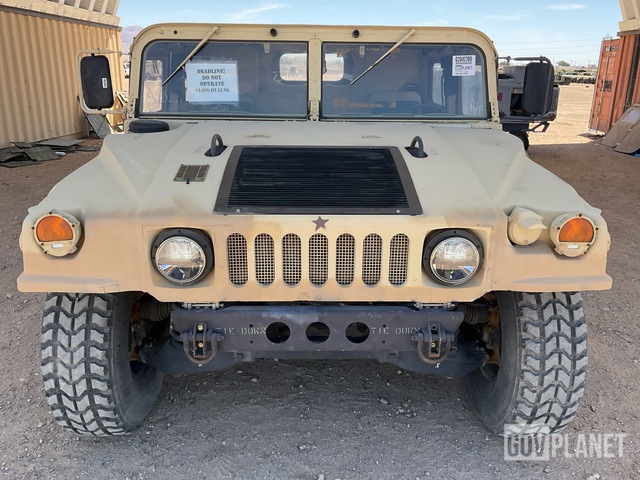 出産祝い Surplus AM General M1097R1 HMMWV 4 Door Soft Top w/Truck その他