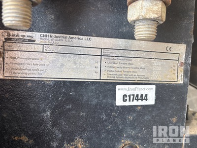 2014 New Holland T8.420 4WD Tractor