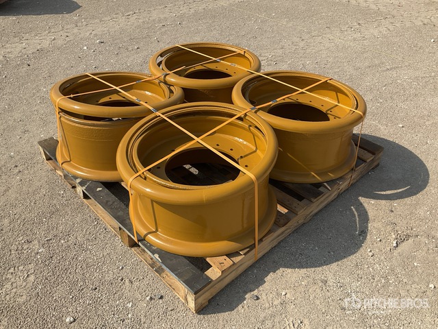 Quantity of (4) Cat 14.00 x 24 Rims | Ritchie Bros. Auctioneers