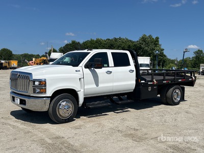 2020 International CV515 4x2 Crew Cab Camion à Plateau