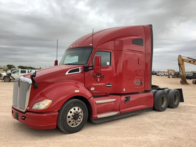 2020 Kenworth T680 6x4 T/A Sleeper Truck Tractor 2020 Kenworth T680 6x4 T/A Sleeper Truck Tractor