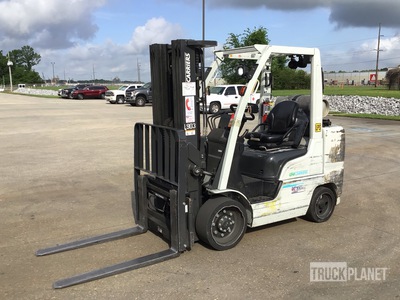 2019 UniCarriers MCUG1F2F36LS 6950 lb Cushion Tire رافعة شوكية