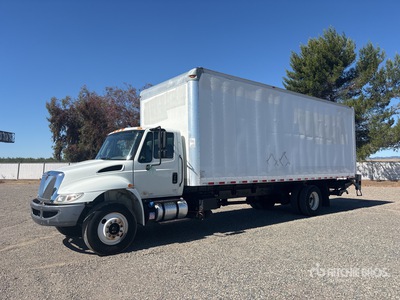 2017 International 4300 4x2 Kastenwägen