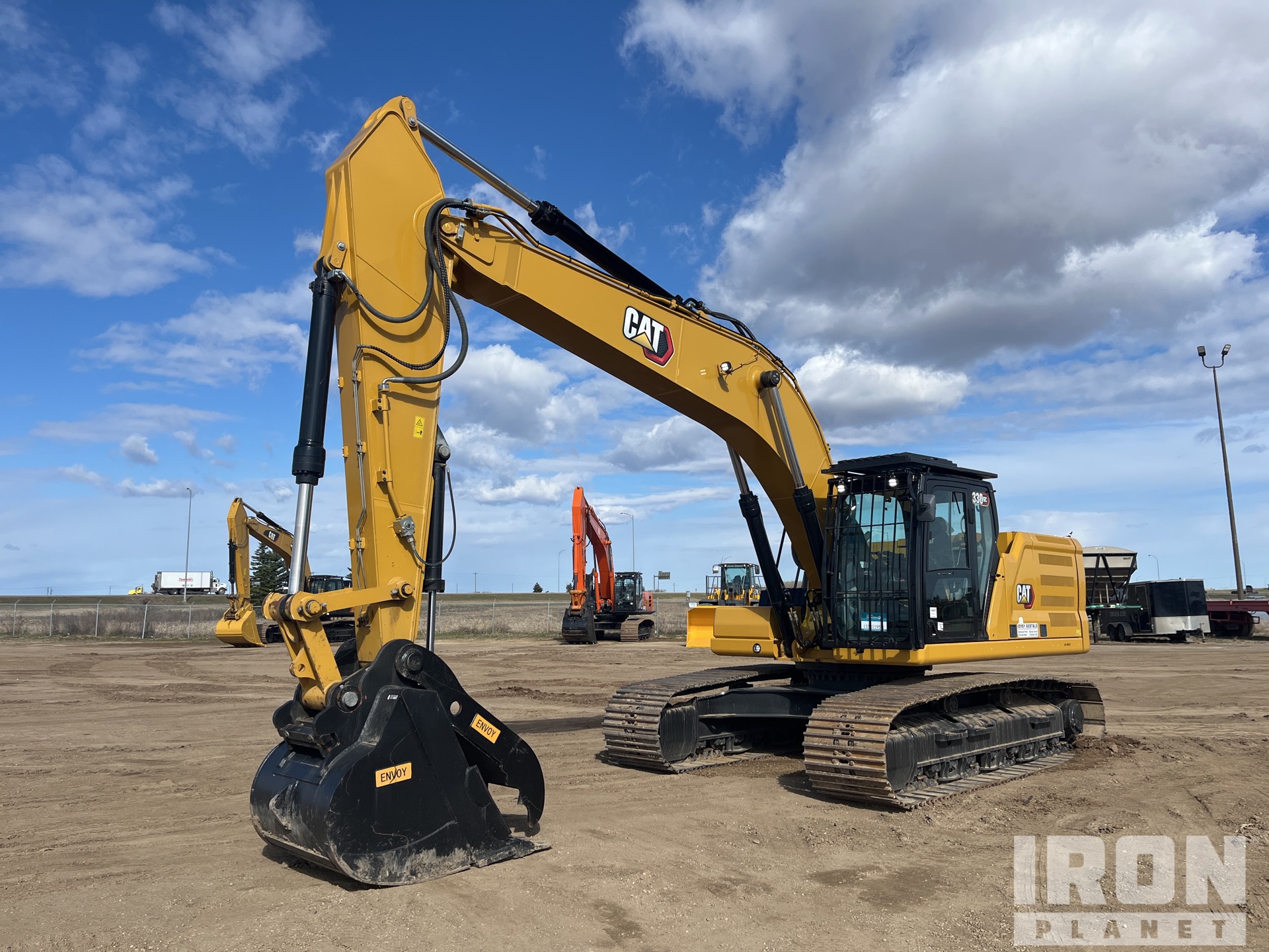 2021 Cat 330GC Kettenbagger
