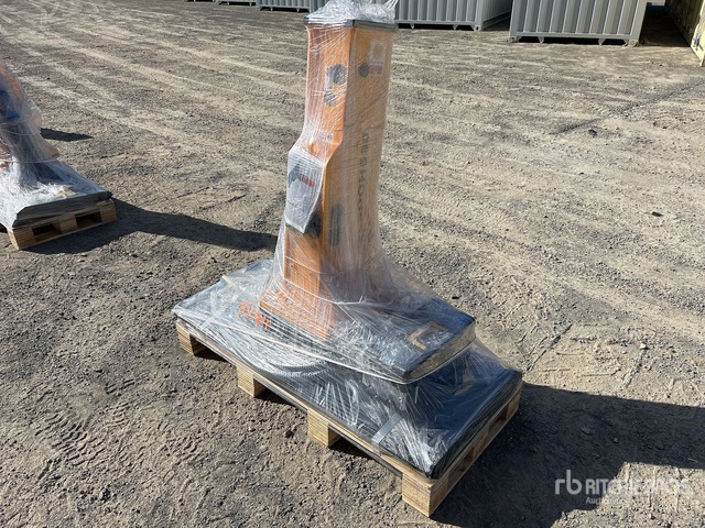 2025 SDCH SDCH530 Skid Steer Breaker (Unused) | Ritchie Bros. Auctioneers