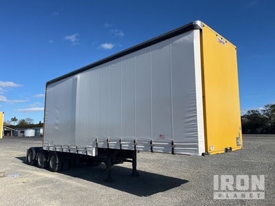 2013 Fruehauf 8.2 m Tri/A B-Double Lead Step Deck Curtain Side Trailer