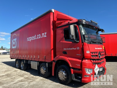 2020 Mercedes-Benz AROCS 3253L 8x4 Twin-Steer Curtain Side Truck