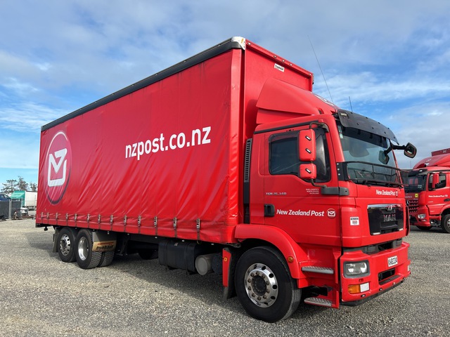 2017 MAN TGM 26.340 6x2 Tautliner Truck