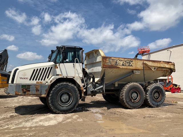 2013 Terex TA300 Articulated Dump Truck 2013 Terex TA300 Articulated Dump Truck