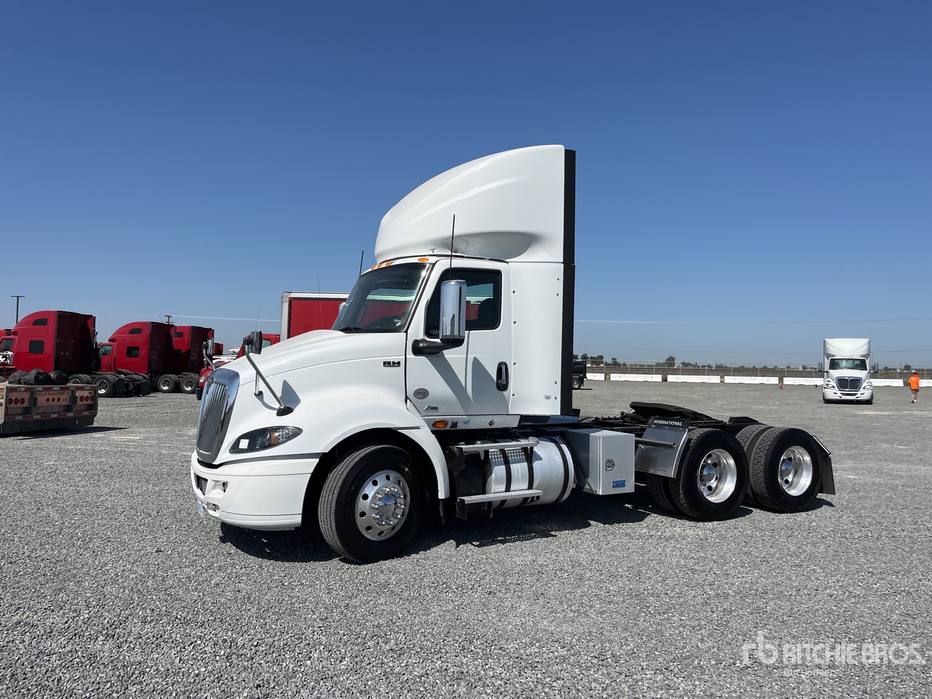 2018 International RH613 6x4 T/A Day Cab Truck Tractor