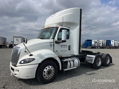 2019 International RH613 6x4 Ciągnik siodłowy T/A z kabiną dzienną
