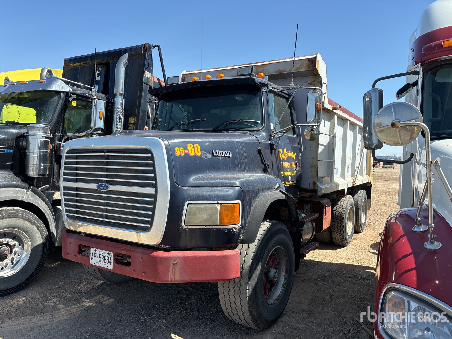1995 Ford LTS8000 6x4 T/A Dump Truck (Inoperable)