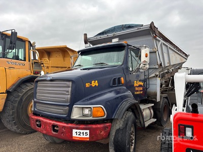 Bay-Lynx BL18-D-19 on 1997 Ford LT9513 8x4 Stone Spreader Truck