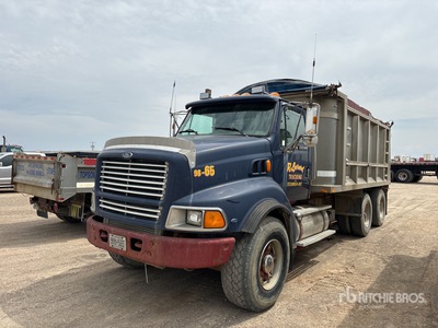 1998 Ford LT9522 6x4 T/A Dump Truck