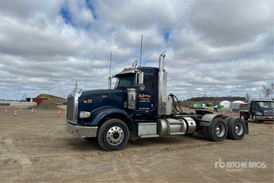 2020 Peterbilt 367 6x4 Heavy Haul T/A Day Cab Truck Tractor