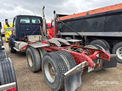 2000 Sterling LT9522 6x4 トラックトラクター（T/A） (Inoperable)