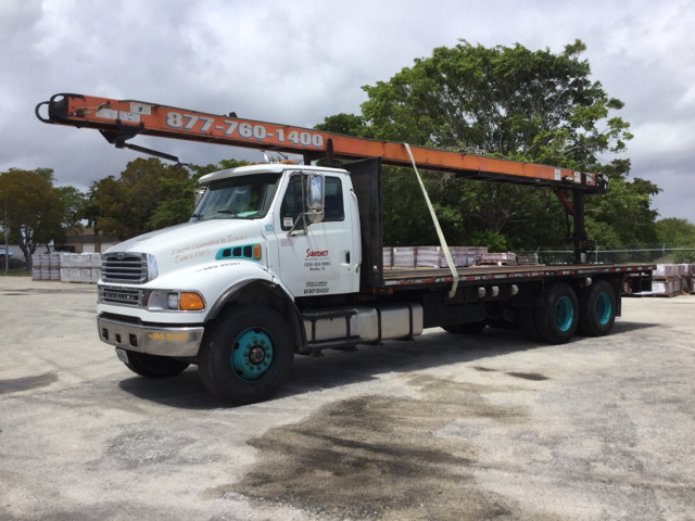 2006 Sterling Acterra Flatbed Truck w/Conveyor
