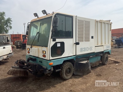 2000 Tennant 803-II Sweeper Truck