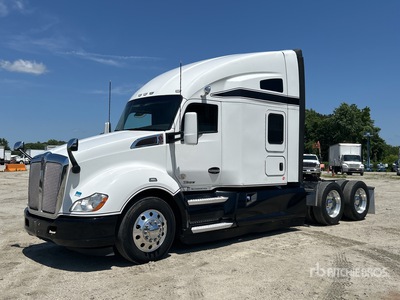 2020 Kenworth T680 6x4 T/A Sleeper Truck Tractor