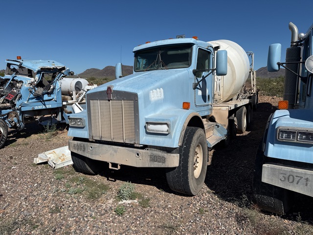 2006 Kenworth W900 12x4 Mixer Truck