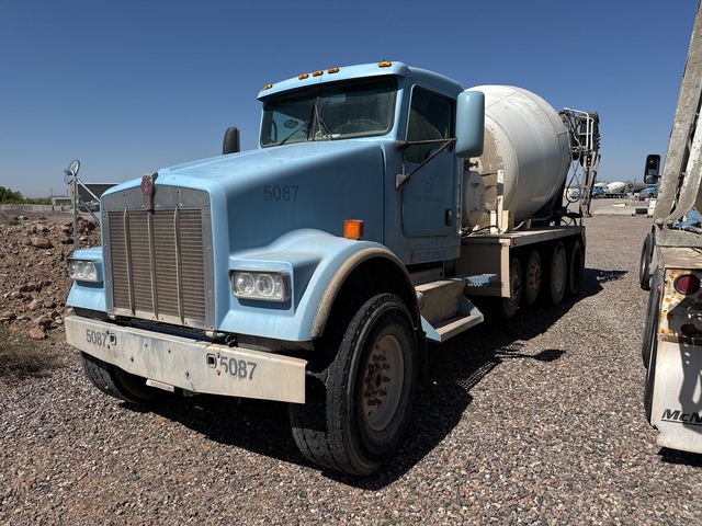 2007 Kenworth W900 12x4 Mixer Truck 2007 Kenworth W900 12x4 Mixer Truck