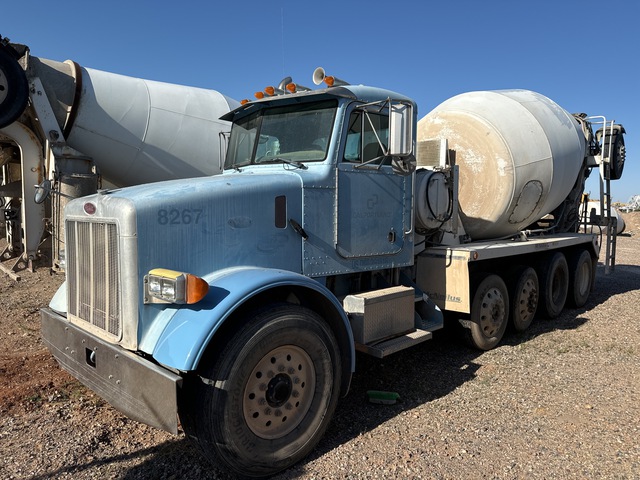 2002 Peterbilt 357 12x4 Mixer Truck 2002 Peterbilt 357 12x4 Mixer Truck