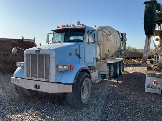 2005 Peterbilt 357 10x4 Mixer Truck 2005 Peterbilt 357 10x4 Mixer Truck