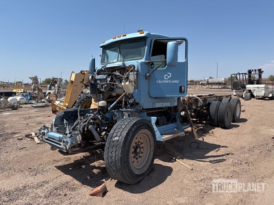 2008 Kenworth W900 6x4 Autocarro cabina e telaio (Inoperable)