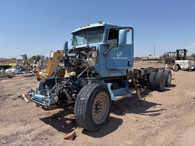 2008 Kenworth W900 6x4 Cab and Chassis (Inoperable) 2008 Kenworth W900 6x4 Cab and Chassis (Inoperable)