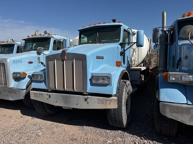 2003 Kenworth W900 12x4 Mixer Truck 2003 Kenworth W900 12x4 Mixer Truck