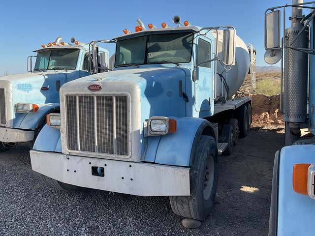 2006 Peterbilt 357 12x4 Mixer Truck