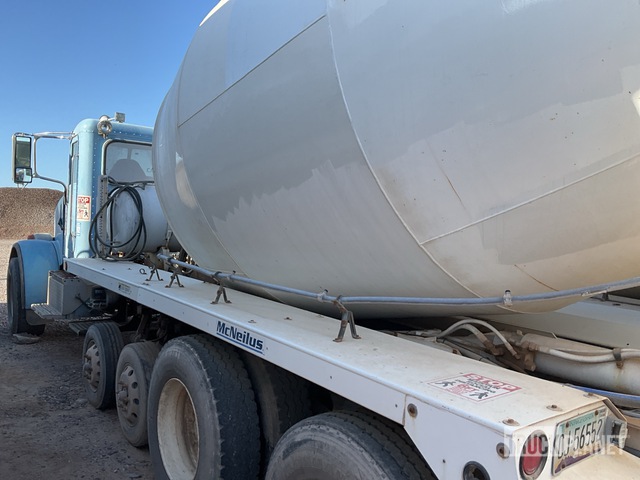 CAMIóN REVOLVEDOR 2006 PETERBILT MCNEILUS 11 CYD