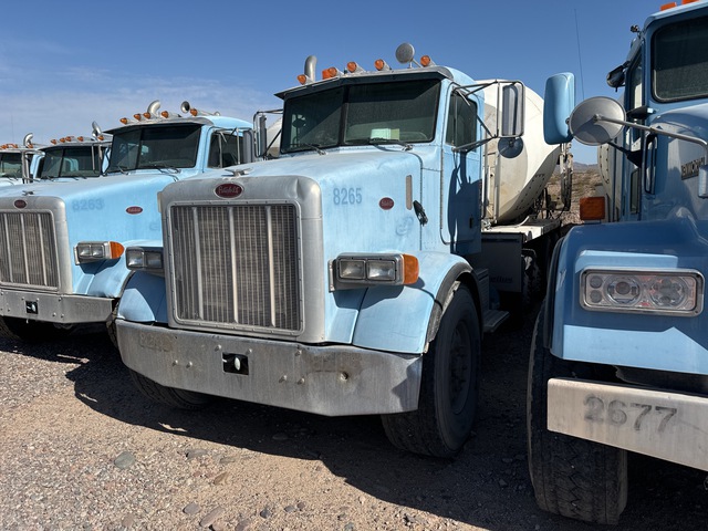 2002 Peterbilt 357 12x4 Mixer Truck 2002 Peterbilt 357 12x4 Mixer Truck