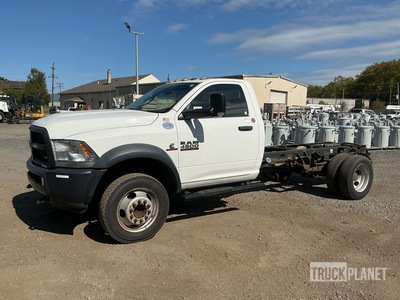 2014 Ram 4500 4x2 Cabine et châssis