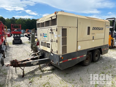 2014 Doosan HP915WCU-T4I 915 cfm Mobile Air Compressor