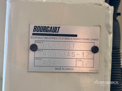 2012 Bourgault 3320PHD 66 ft Air Drill